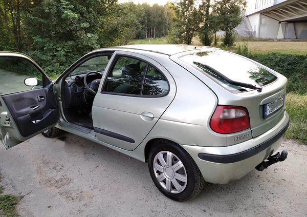 Renault Megane cena 3790 przebieg: 230000, rok produkcji 2002 z Rzeszów małe 301